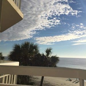 Meet your Posher, Phyllis